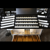 W�rzburg, Dom St. Kilian, Spieltisch an der Querhausorgel