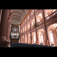 W�rzburg, Maximilian-Universit�t, Neubaukirche, Innenraum in Richtung Osten (Orgel) seitlich