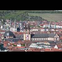 W�rzburg, Neum�nster, Blick vom K�ppele-Berg auf das Neum�nster (links) und den Dom (rechts)