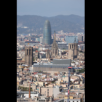 Barcelona, Catedral de la Santa Creu i Santa Eul�lia, Blick vom Montjuic zur Kathedrale und auf den 142 m hohen Torre Gl�ries
