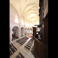 Montblanc, Santa Maria la Major, Seitlicher Blick von der Orgelempore in die Kirche