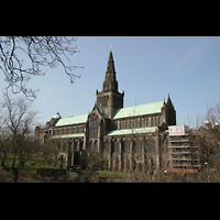 Glasgow, St. Mungo Cathedral, Blick vom Park Western Necropolis auf die Kathedrale