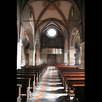 Lugano, Cattedrale di San Lorenzo, Hauptschiff in Richtung Orgel
