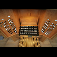 Magdeburg, Dom St. Mauritius und Katharina (Remter-Orgel), Spieltisch von oben
