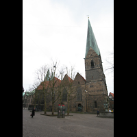 Bremen, Kirche Unserer Lieben Frauen, Ansicht vom Kirchhof aus