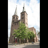 Höxter, Evangelische Stadtkirche St. Kiliani, Außenansicht