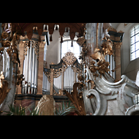 Bad Staffelstein, Wallfahrts-Basilika, Blick durch den Gnadenaltar zur Orgel