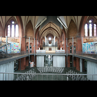 Berlin (Kreuzberg), Heilig-Kreuz-Kirche (Kirche zum Heiligen Kreuz), Blick vom Emporenumgang in Richtung Orgel