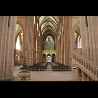 Oppenheim, St. Katharinen, Blick vom Ostchor in Richtung Orgel