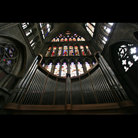 Metz, Cathédrale Saint-Étienne (Triforium-Orgel), Querhausfenster von Valentin Bousch und Querhausorgel