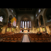 Luxemburg, Kathedrale (Symphonische Orgel), Innenraum / Hauptschiff in Richtung Chor