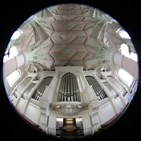 Leipzig, Nikolaikirche, Orgel und Blick ins Gewölbe