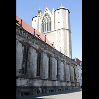 Braunschweig, Dom St. Blasii (Truhenorgel), Ansicht seitlich mit Türmen und Glockenhaus
