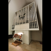 Braunschweig, Dom St. Blasii (Truhenorgel), Spieltisch und Orgel seitlich