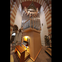 Hildesheim, St. Michaelis, Orgel mit Spieltisch