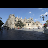 Sevilla, Catedral (Hauptorgel), Gesamtansicht von Südwesten