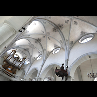 Vevey, Sainte-Claire, Orgel und Kirchendecke