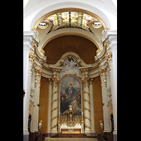 Schwyz, St. Martin, Chorraum mit Altar