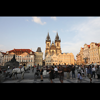 Praha (Prag), Matka Boží pred Týnem (Teyn-Kirche), Staromestské námestí - Altstädter Ring mit Teyn-Kirche im Abendlicht