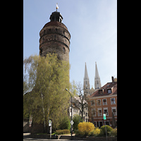 Görlitz, St. Peter und Paul (Sonnenorgel), Nikolaiturm mit Blick zur Peterskirche