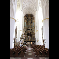 Rostock, St. Marien (Turmorgel), Blick vom Ostchor zur Orgel an der Westwand