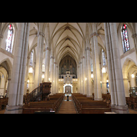 Viersen - Dülken, St. Cornelius und Peter, Innenraum in Richtung Orgel (vor der Renovierung)