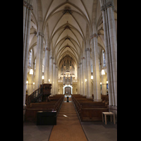 Viersen - Dülken, St. Cornelius und Peter (Hauptorgel), Innenraum in Richtung Orgel