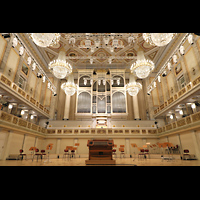 Berlin (Mitte), Konzerthaus, Großer Saal, Orgel und Orchesterbühne