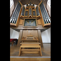 Berlin (Reinickendorf), St. Marien (Emporenorgel), Orgel mit Spieltisch perspektivisch