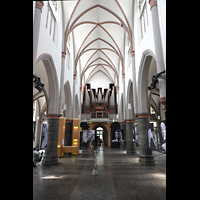 Mnchengladbach, Citykirche, Innenraum in Richtung Orgel