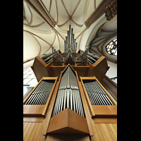 Willich - Anrath, St. Johannes Baptist, Orgel mit Blick ins Gewölbe