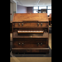 Berlin (Tiergarten), Musikinstrumenten-Museum - Marcussen-Orgel, Schreibsekretär-Orgel