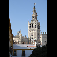 Sevilla, Catedral (Hauptorgel), Giralda von der Alcazar aus gesehen