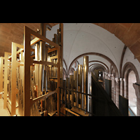 Speyer, Kaiser- und Mariendom, Pfeifen des Solowerks auf dem Dach der Orgel