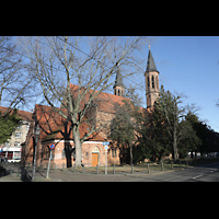 Berlin - Pankow, Alte Pfarrkirche ''Zu den Vier Evangelisten'' (Hauptorgel), Ansicht von Südwesten