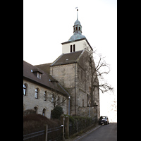 Helmstedt, St. Marienberg (Truhenorgel), Fassade mit Turm seitlich