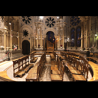 Montserrat, Basílica Santa María - Capella de Sant Fructuós, Cambril-Saal mit Blick zur Orgel