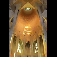 Barcelona, La Sagrada Familia (Krypta-Orgel), Der 