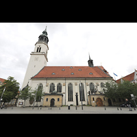 Celle, Stadtkirche St. Marien, Seitenansicht der Stadtkirche vom Marktplatz