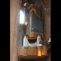 Hannover, Marktkirche St. Georgii et Jacobi (Chor-Ensembleorgel), Hauptorgel seitlich