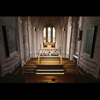 Hannover, Marktkirche St. Georgii et Jacobi (Italienische Orgel), Blick über den Spieltisch der Chor-Ensemleorgel in die Marktkirche