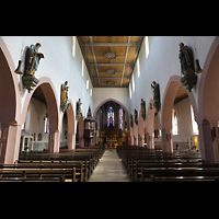 Offenburg - Zell-Weiersbach, St. Philippus zubd Jakobus (Weingartenkirche), Innenraum in Richtung Chor