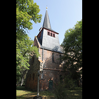 Jüterbog, Liebfrauenkirche, Turm und Seitenansicht von Süden
