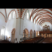 Jüterbog - Zinna, Klosterkirche St. Marien, Blick von der Kanzel zur Orgel und ins Querhaus