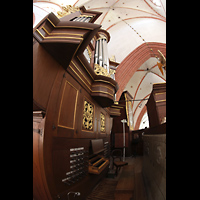 Norden, St. Ludgeri, Orgel mit Spieltisch