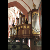 Norden, St. Ludgeri, Orgel von der Seitenempore / Vierungsecke aus gesehen