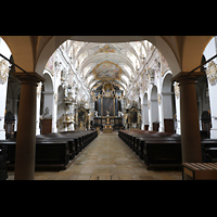 Regensburg, Basilika St. Emmeram, Innenraum in Richtung Chor