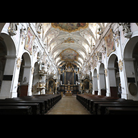 Regensburg, St. Emmeram, Innenraum in Richtung Chor