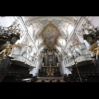 Regensburg, St. Emmeram, Altarraum mit Deckenfresko und Logen