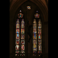Regensburg, Dom St. Peter, Buntglasfenster im südlichen Seitenschiff, 4. Joch, mit Darstellung verschiedener Heiliger (1355-1360)